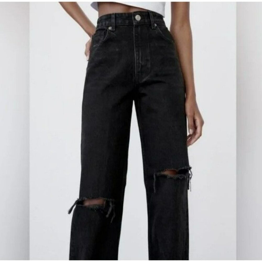 Zara Women's High Rise Distressed Mom Black‎ Jeans Size 2